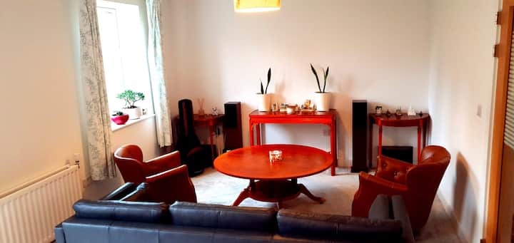 Beautiful Rose House In Elmsbrook - 比斯特