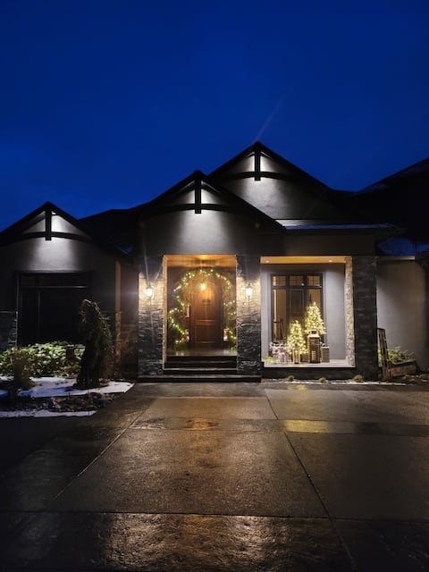 Hyde Mountain Luxury Villa