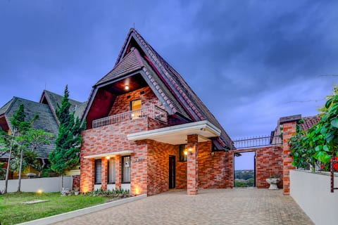 RustWood Villa W/ Pool