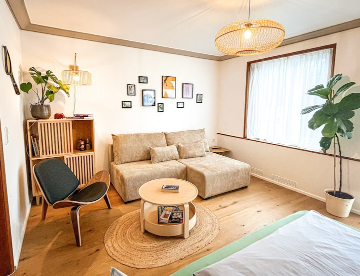 Flat2 - Einzigartige Wohnung Mit Sonniger Terrasse - Friedrichshafen