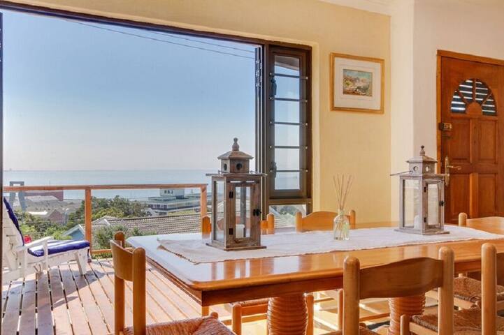 Simon’s Town Lodge gallery image 2