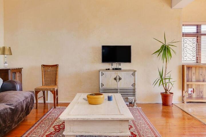 Simon’s Town Lodge gallery image 3