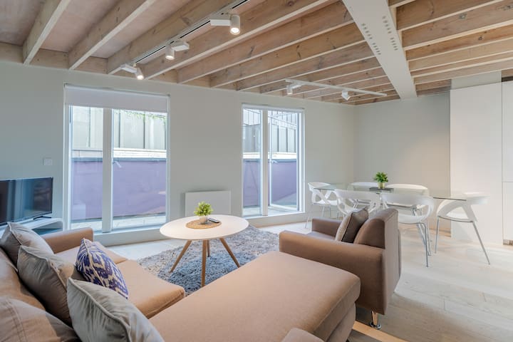 London Holborn Spacious 3BR Penthouse