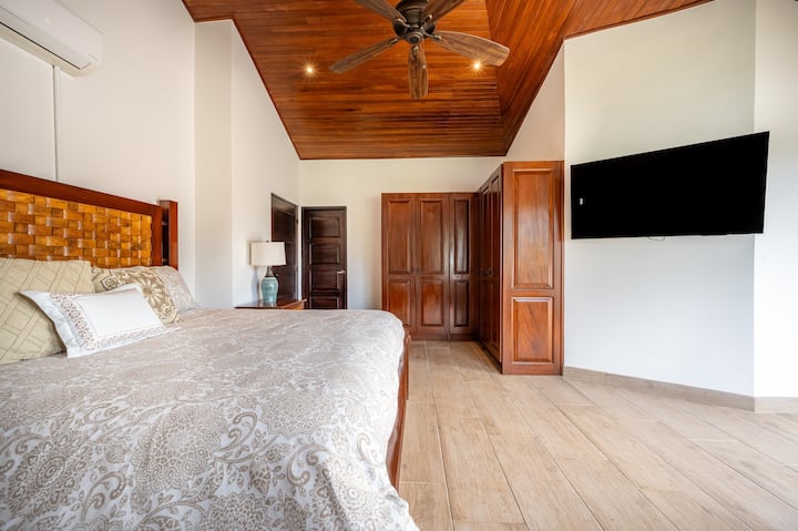 საძინებელი 4