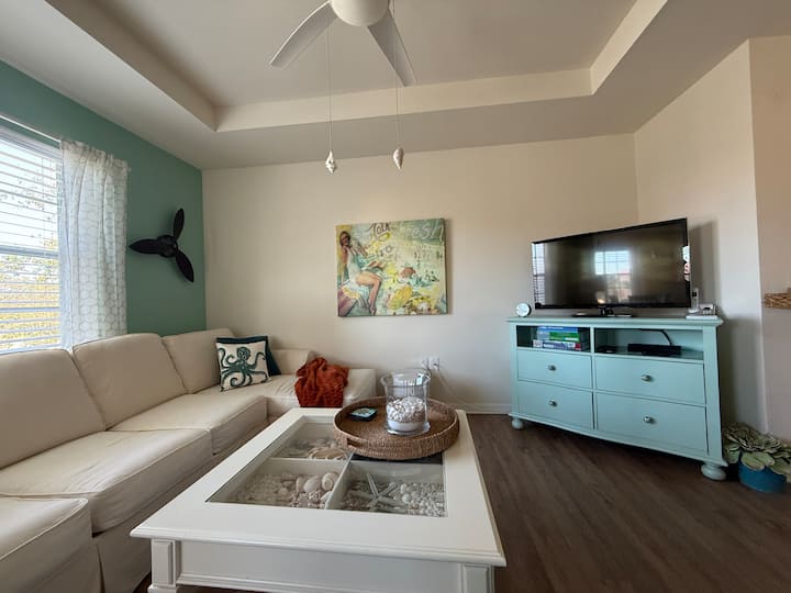 Sarasota Retreat - Sarasota, FL