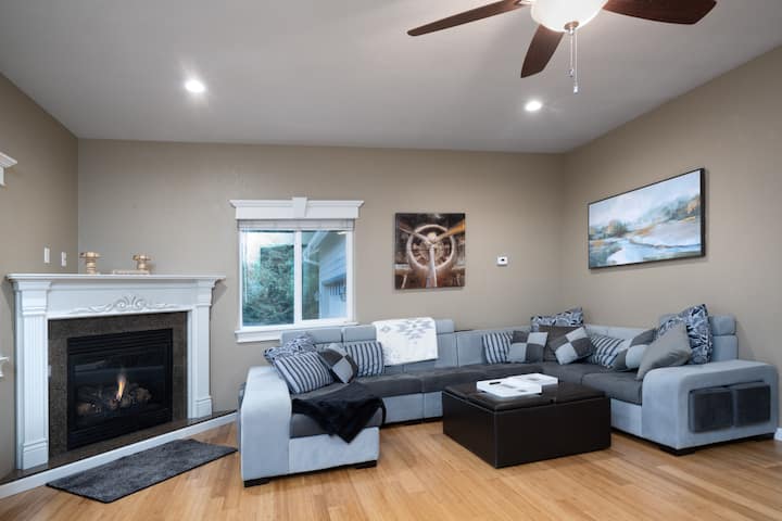 Xenia House - North Roseburg - Roseburg, OR
