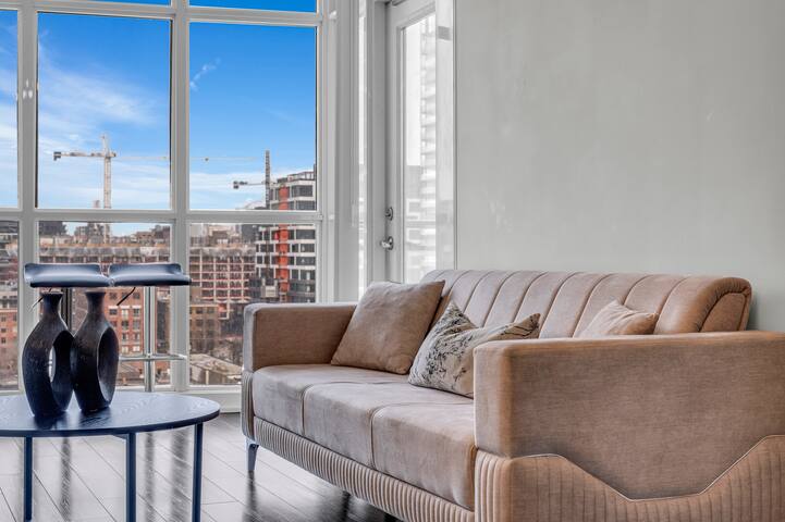 The Perfect Downtown Stay gallery image 2