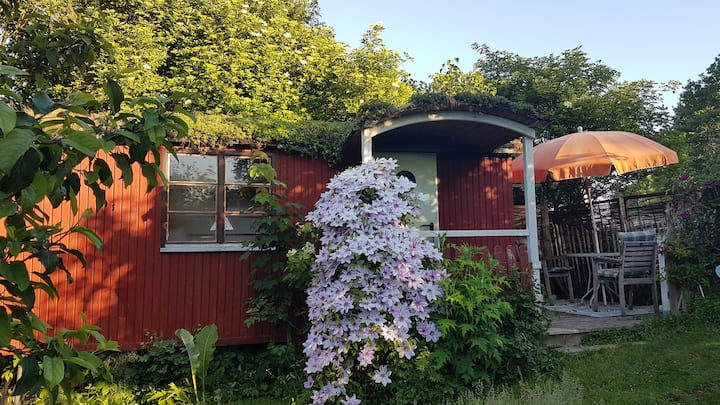Gemütlicher Bauwagen im Garten, mit Duschbad Kleine Häuser zur Miete