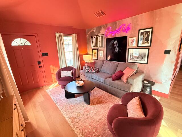 Pink Pony Club for Girls Trips; Near SoCo (B) gallery image 5