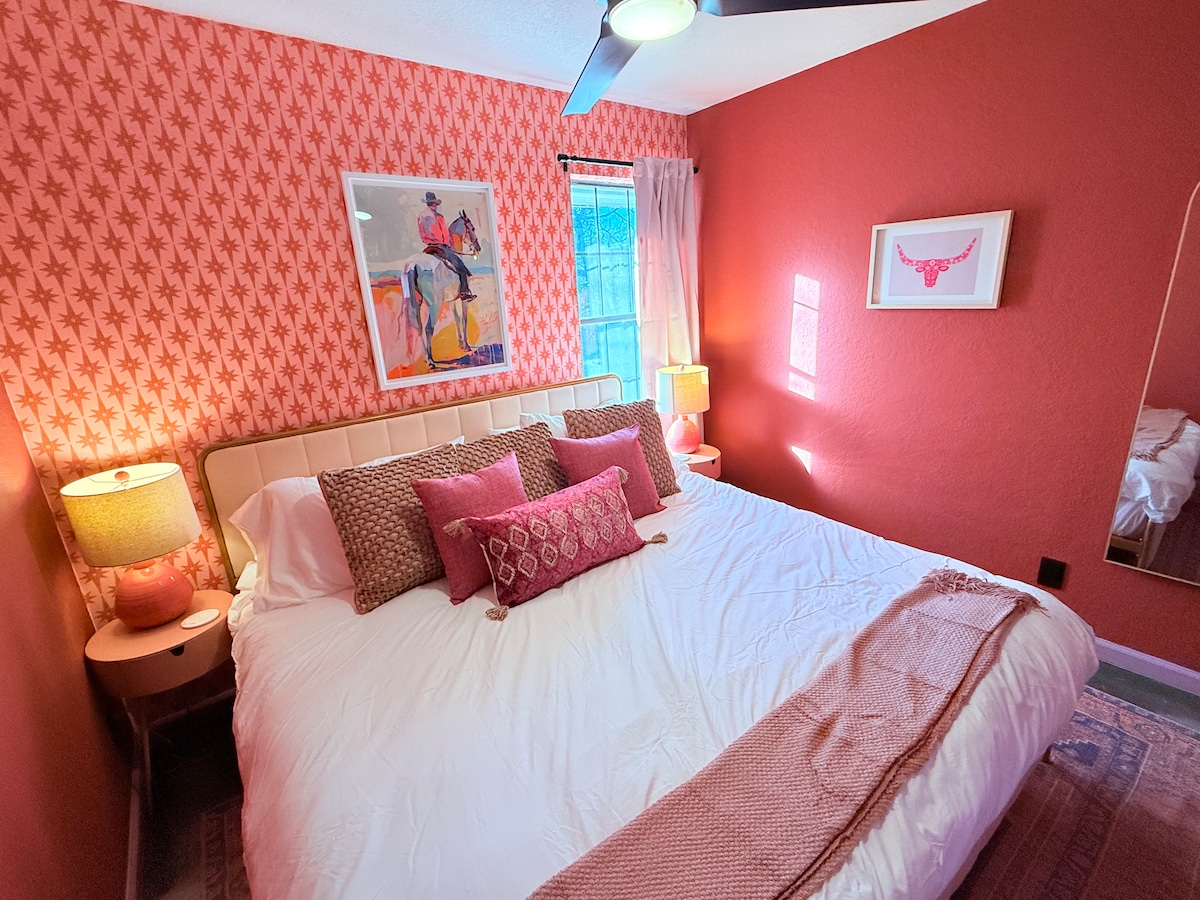 Pink Pony Club w Get Ready Stations; Near SoCo (A)