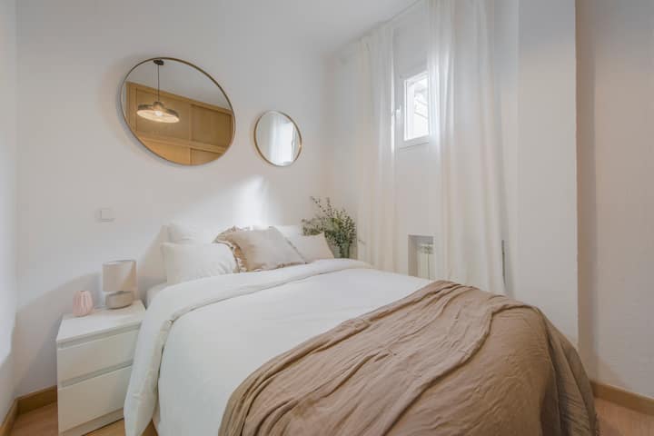 Warm Apartment In Salamanca - Madrid