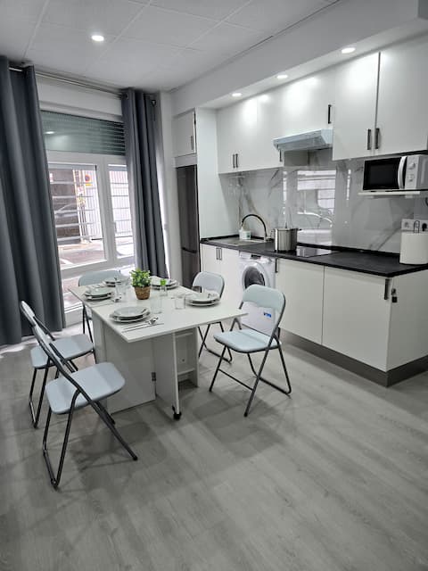 South of Madrid, 20 minutes from downtown