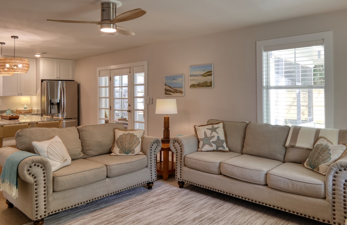 Top performing Airbnb: Oak Bend Haven at Murrells Inlet-walk to MarshWalk in Georgetown