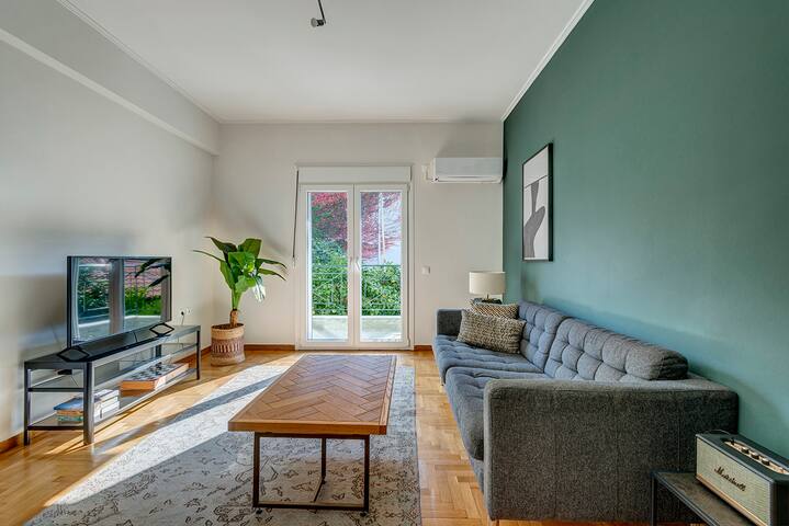 boutique52 managed Airbnb listing 3