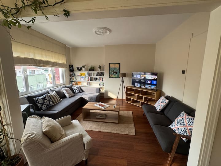 Cozy And Elegant Home With A Wonderful Terace - Turkey