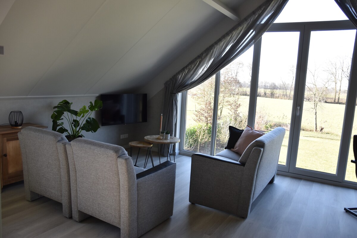 Popular Airbnb listing: Cottage in the Eng in Lunteren