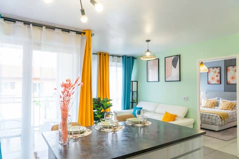 Top Airbnb: Beautiful modern, cozy apartment in Saint Priest