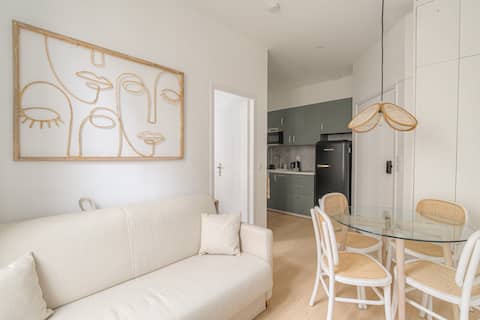 Successful Airbnb property: Nice and cozy apartment - Metro A/Gratte-Ciel in Villeurbanne