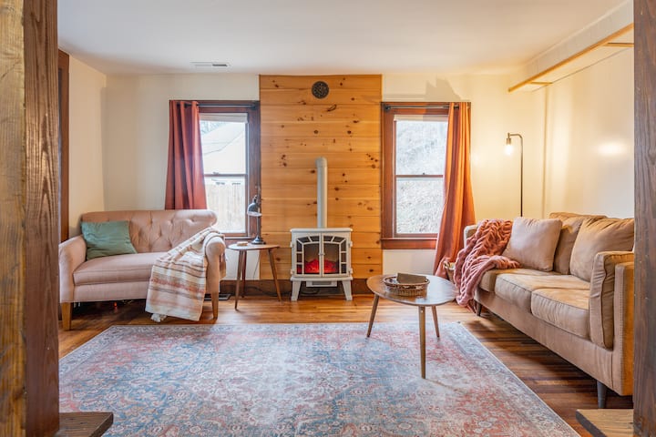 Cozy Rosendale Cottage - 킹스턴