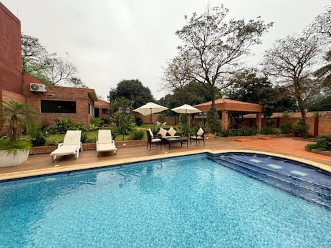 Buena Vista VIP private stay with saltwater-pool.
