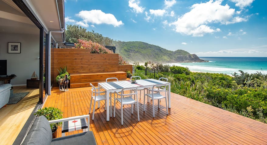 Rosie’s @ Boomerang Beach (formerly Tambac)