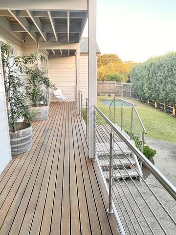 ‘Lady Cassiope’ gallery image 4