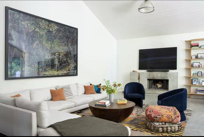 Luxury Family Compound Topanga gallery image 5