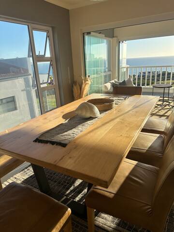 Oceanview Escape in Blouberg gallery image 4