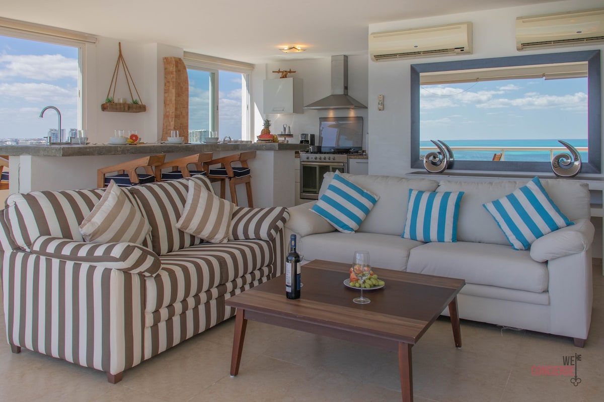 Top Airbnb: Sea-facing, private jacuzzi, and beach access. en Supermanzana 84