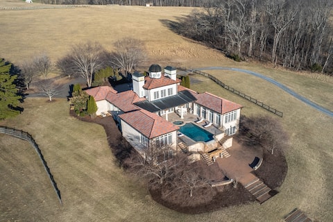 The Villa De Saye: Sleeps 20 | Luxe Pool & Hot Tub