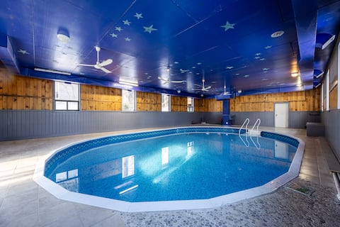 Executive Home in Bowring Park