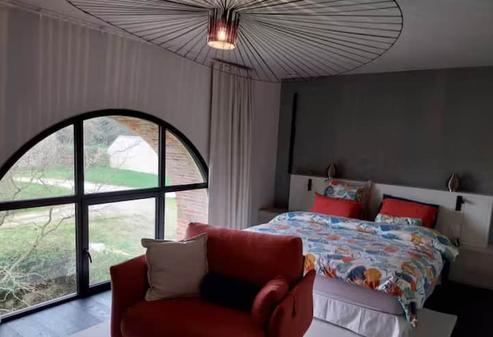 საძინებელი 1