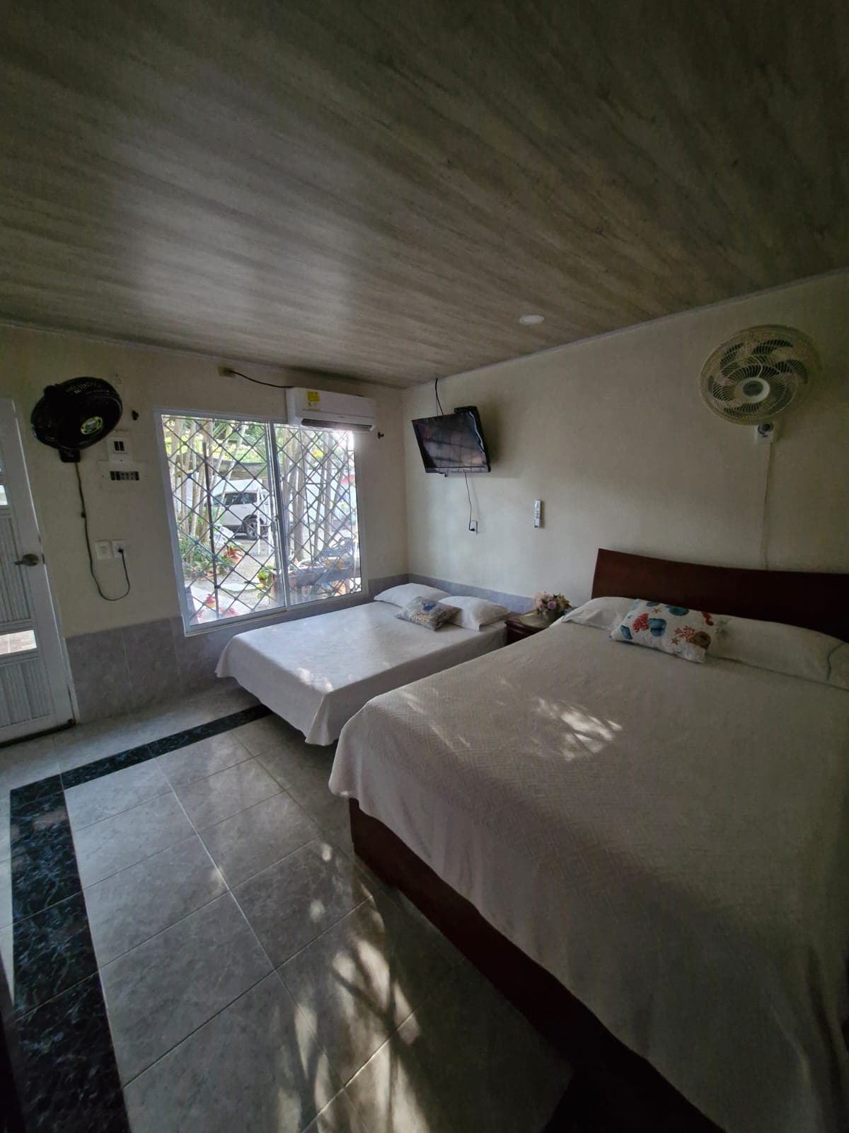 غرفة النوم 1