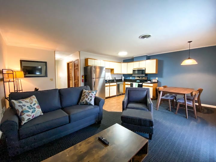 Home A While - Lenox, MA
