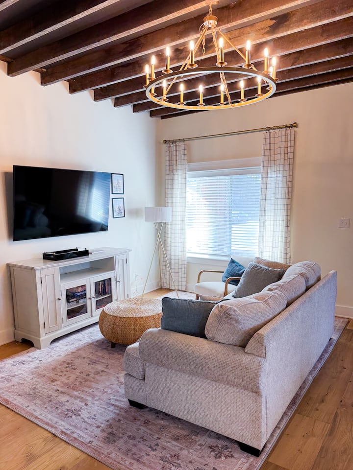 Secretariat | Close To Uofl! - Louisville, KY