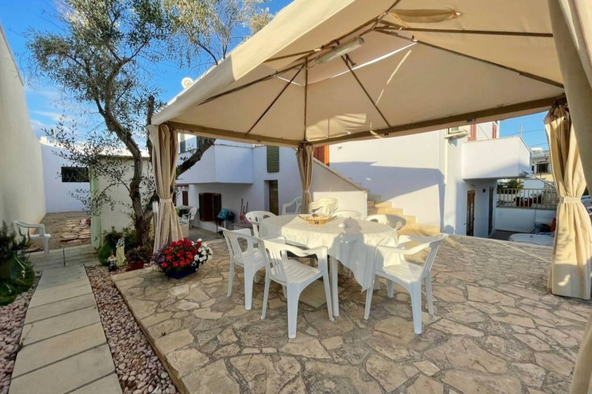 Casa Afrodite - three bedrooms, two bathrooms in Lido Marini
