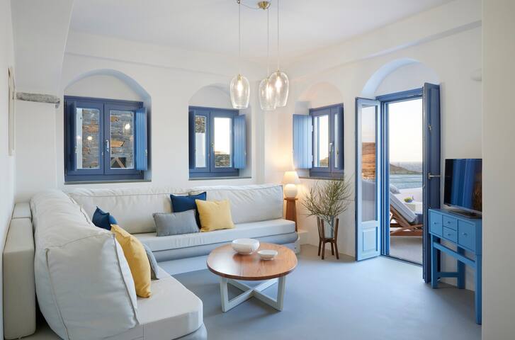 Iris Villa Kea Mare Luxury Villas