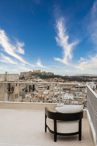 The Athenian Penthouse with Acropolis Views gallery image 4
