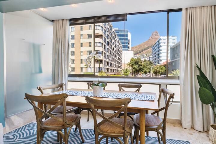 Luxe Sea Point Getaway gallery image 4