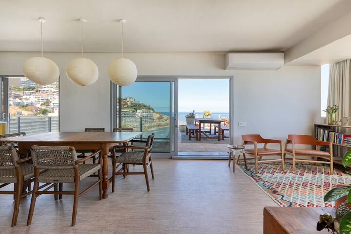Unique Bantry Bay 2 bed with Unbeatable Views gallery image 4