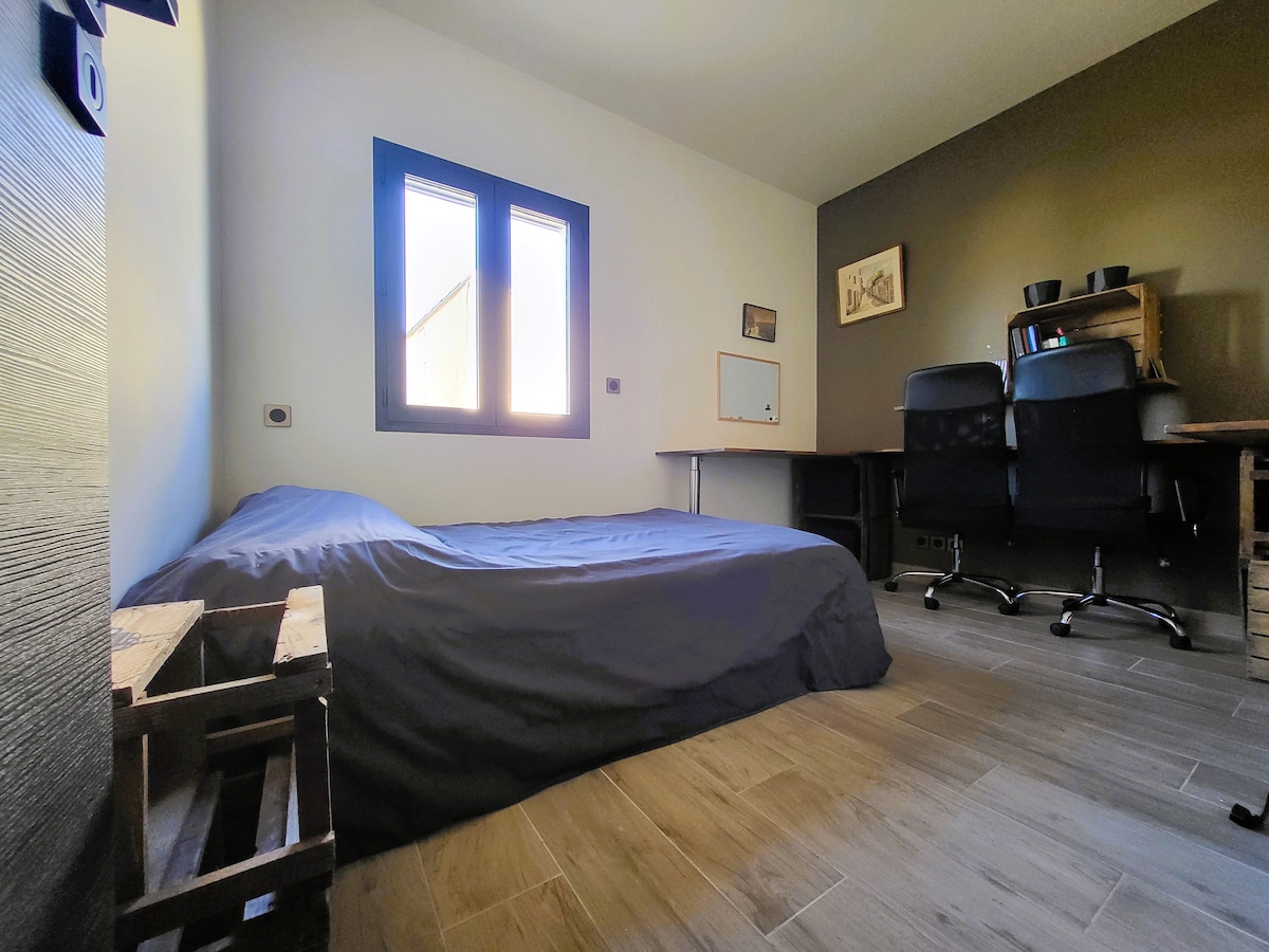 საძინებელი 3