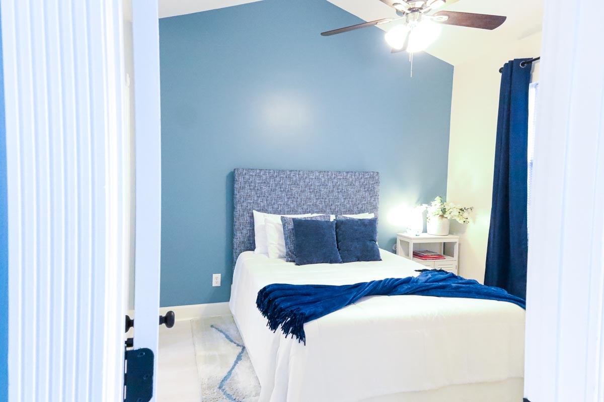 guest bedroom - sleeps 2