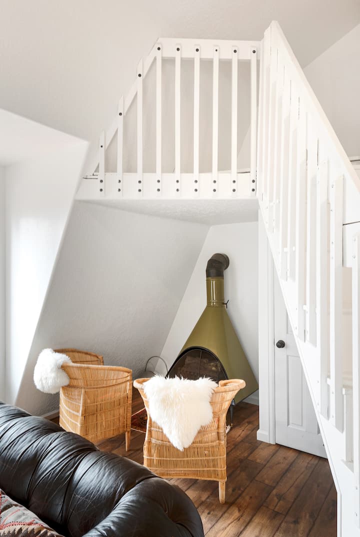 Quirky Mountain Getaway - Staunton State Park, Pine