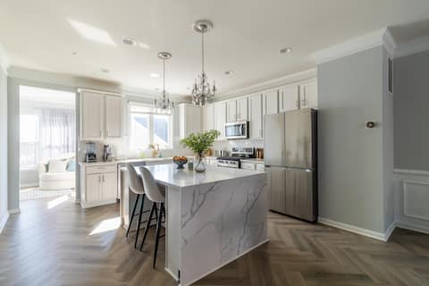 Spacious Townhome/ Near DC & Annapolis