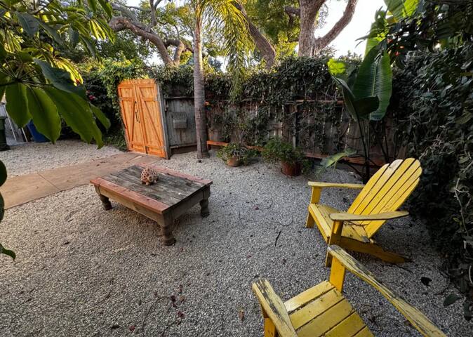 The White Cottage, Venice Beach. gallery image 5