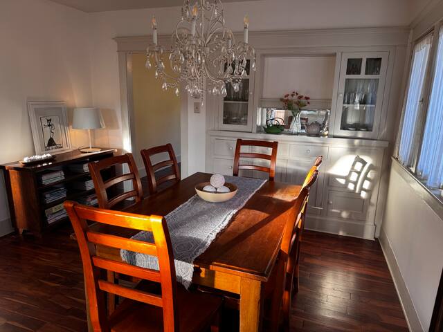 The White Cottage, Venice Beach. gallery image 4