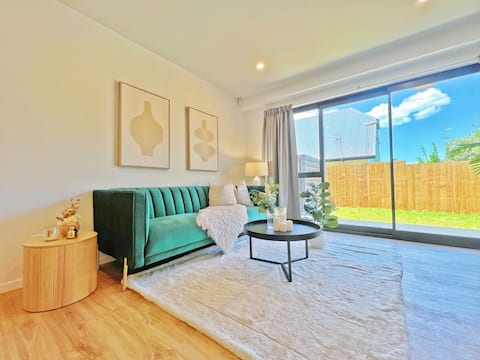 Comfy Home in East School Zone
