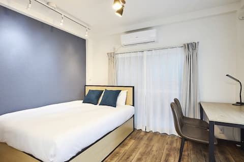 2 minutes walk from the nearest station! / a01