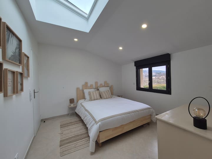 غرفة النوم 2