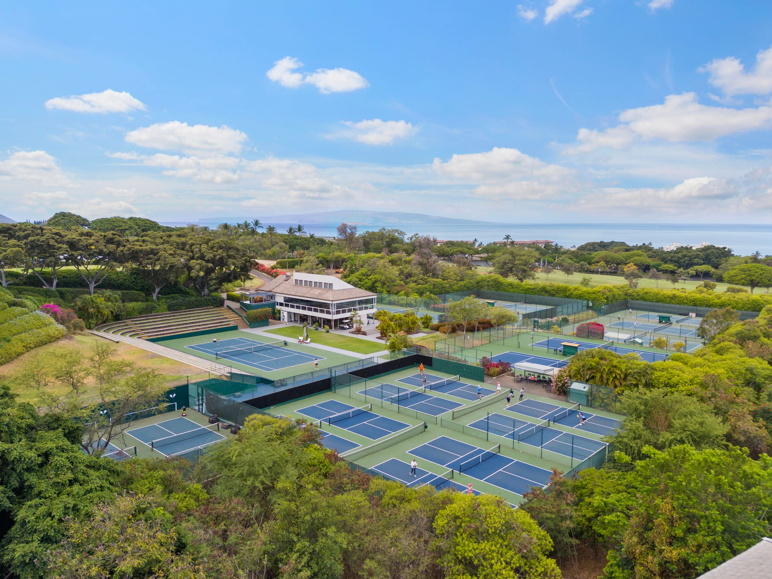 Condo in Wailea · ★4.97 · 1 bedroom · 2 beds · 1 private bath - Image 31